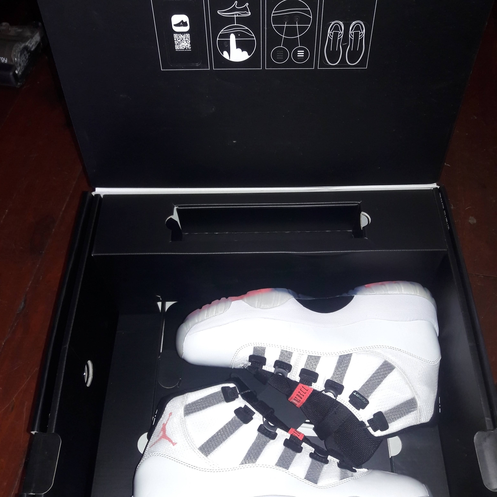 Nike Air Jordan 11 Adapt Sneakers - White and Black
